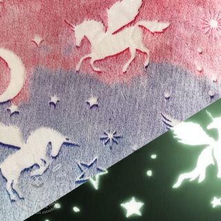 Wellness Fleece Glow in the dark Unicorns design E